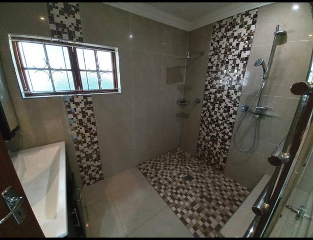 3 BEDROOM HOUSE SOLD IN WYEBANK